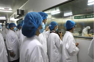 永辉彩食鲜迎来媒体开放日 中央工厂打造全链条食品安全